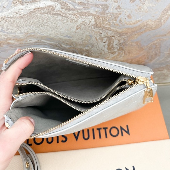 Louis Vuitton Coussin BB Monogram Silver Lambskin Embossed Crossbody Bag - Picture 7 of 12
